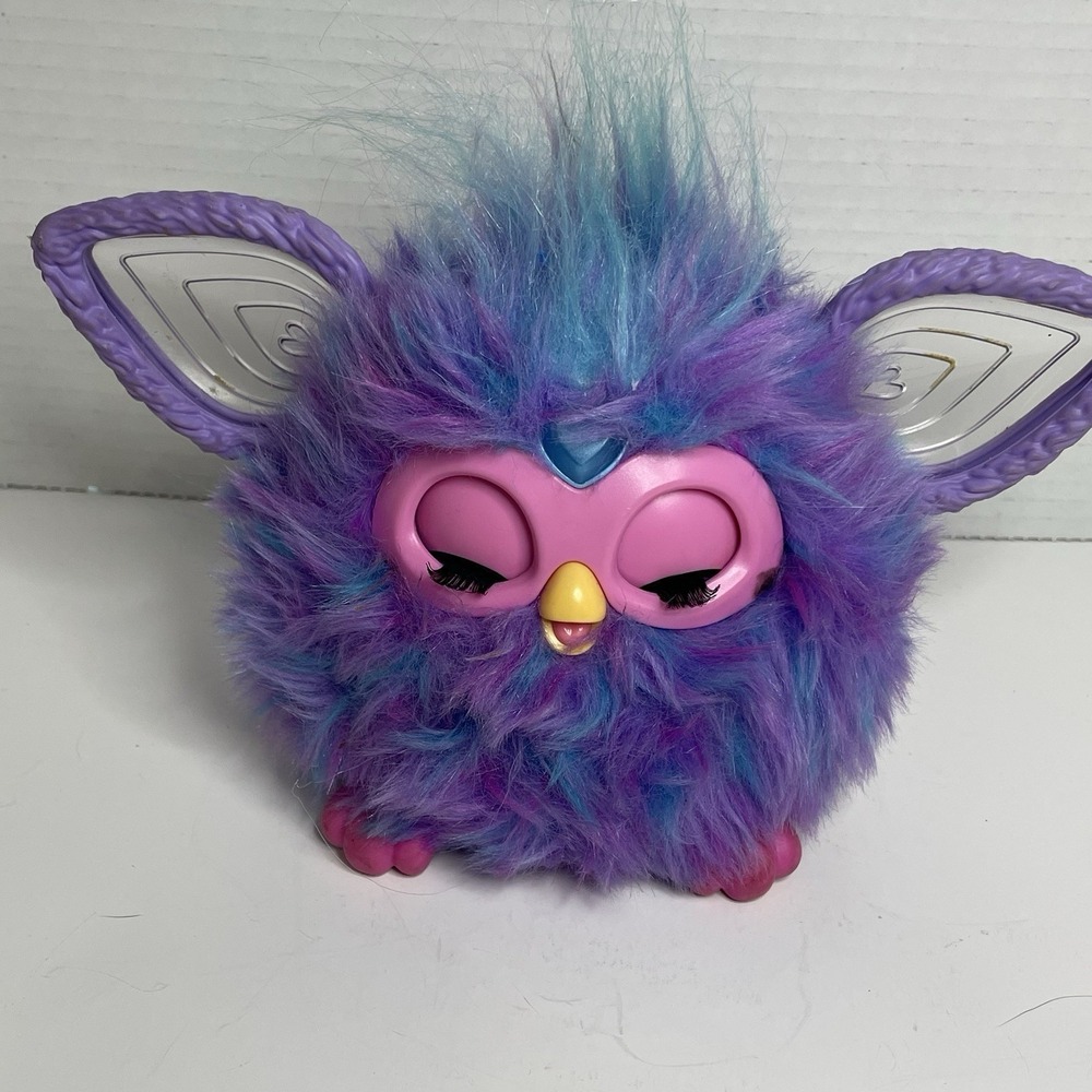 Hasbro Furby Interactive Purple  & Blue Talks Ears Move Light Up Talks TESTED